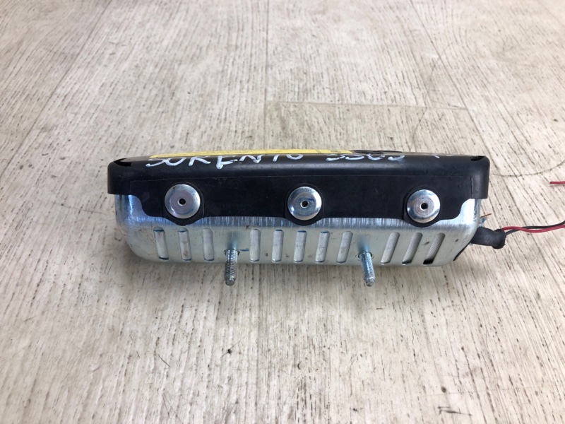 Подушка безопасности в сиденье правая KIA SORENTO UM 14- UM 2.4 G4KJ Подушка безопасности в сиденье правая KIA SORENTO UM 14- UM 2.4 G4KJ