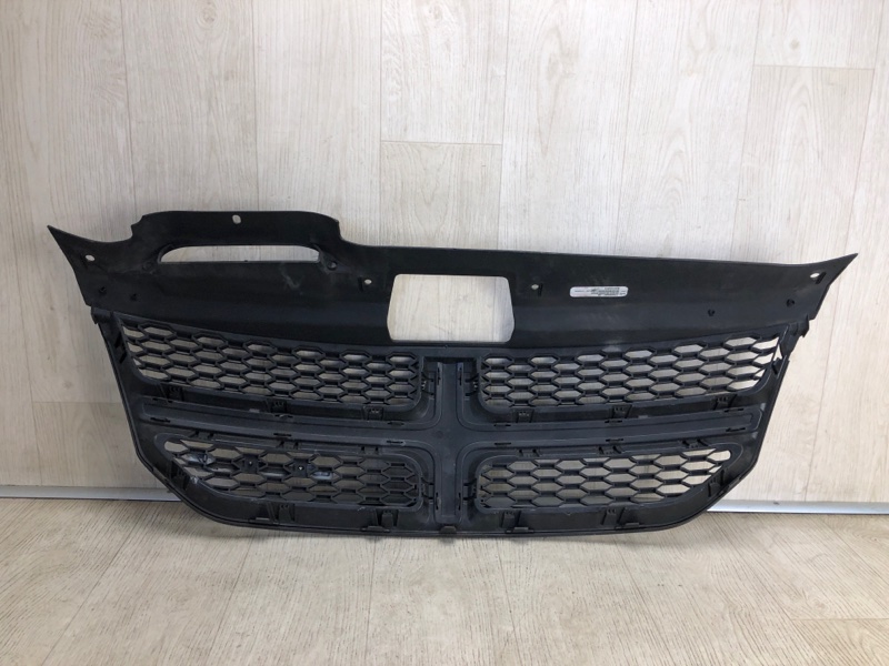 Решетка радиатора JOURNEY 08-20 2013 JC 3.6 ERB