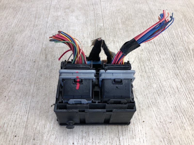 Блок предохранителей салон JOURNEY 08-20 2013 JC 3.6 ERB Блок предохранителей салон JOURNEY 08-20 2013 JC 3.6 ERB