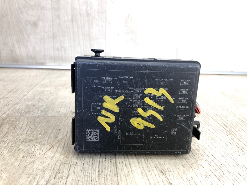 Блок предохранителей салон JOURNEY 08-20 2013 JC 3.6 ERB Блок предохранителей салон JOURNEY 08-20 2013 JC 3.6 ERB