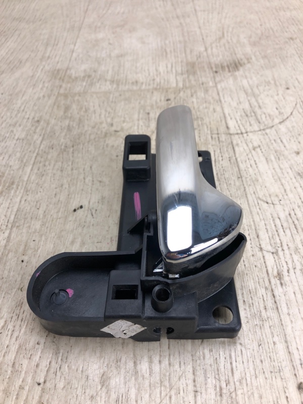 Ручка двери внутренняя задняя правая DODGE JOURNEY 08-20 JC 3.6 ERB