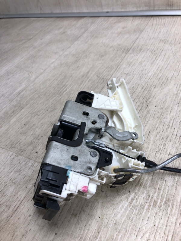 Замок двери передний правый JOURNEY 08-20 2013 JC 3.6 ERB