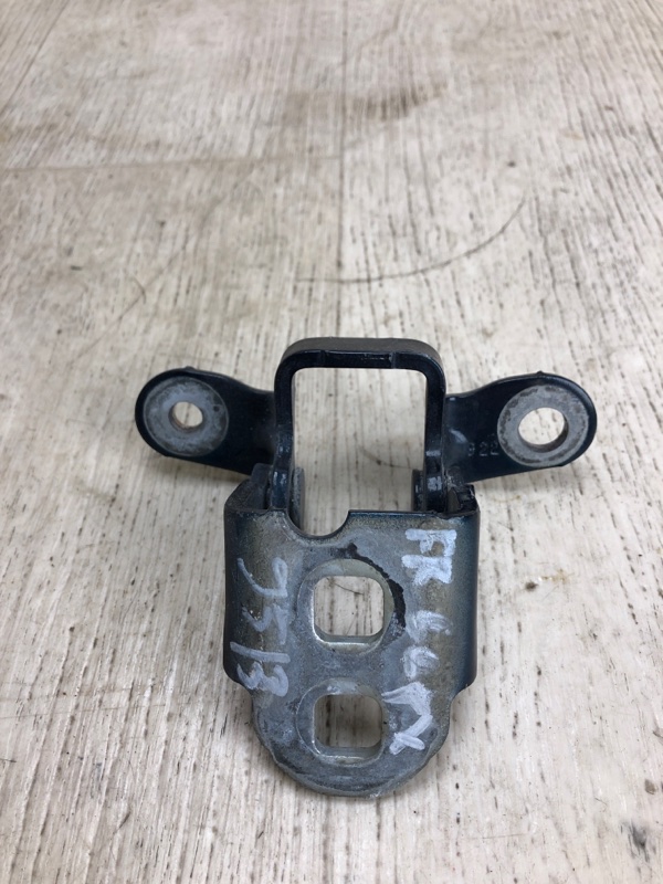 Петля двери верхняя передняя правая JOURNEY 08-20 2013 JC 3.6 ERB