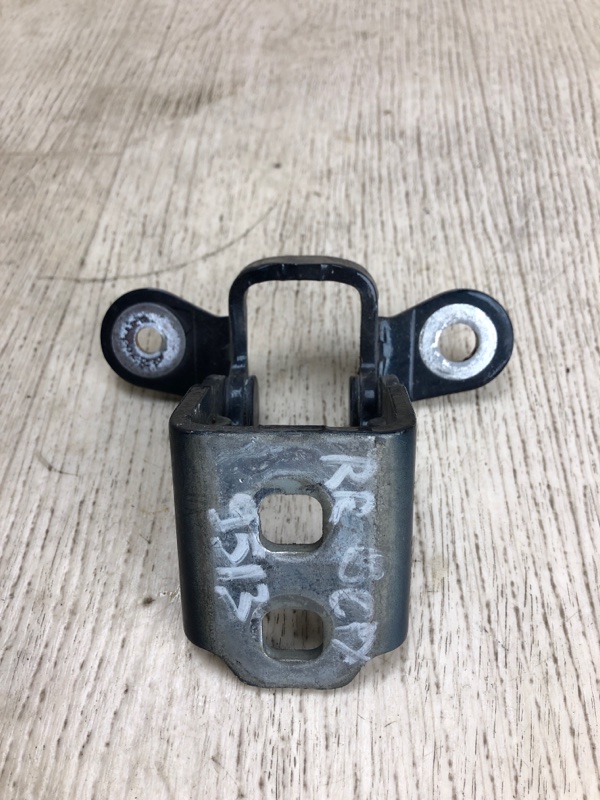 Петля двери верхняя задняя правая JOURNEY 08-20 2013 JC 3.6 ERB