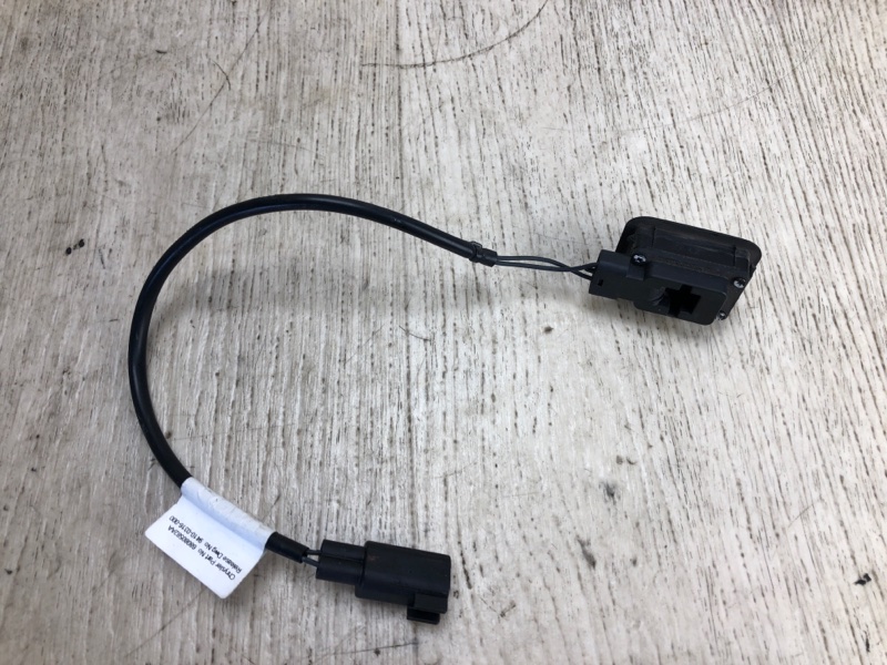 Кнопка открывания багажника наружная DODGE JOURNEY 08-20 JC 3.6 ERB Кнопка открывания багажника наружная DODGE JOURNEY 08-20 JC 3.6 ERB