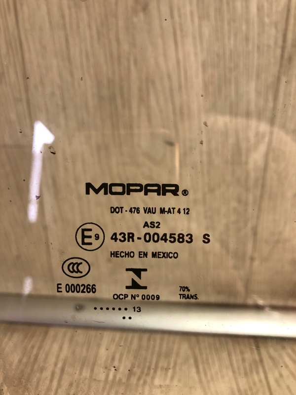 Стекло двери переднее правое JOURNEY 08-20 2013 JC 3.6 ERB Стекло двери переднее правое JOURNEY 08-20 2013 JC 3.6 ERB