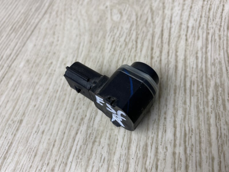 Датчик парктроника ESCAPE 12-19 2017 TM2 1.5 M9MA