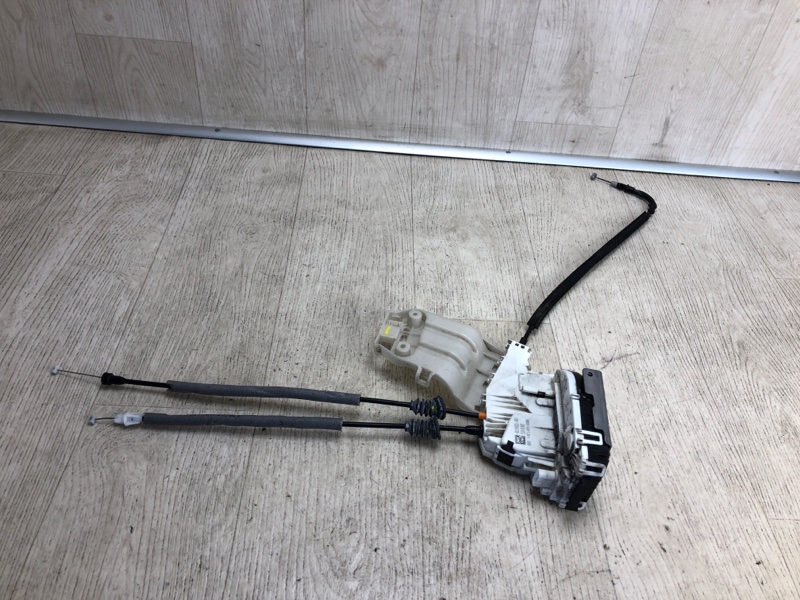 Замок двери передний правый JEEP RENEGADE (BU) 14- BU 2.4 ED6 Замок двери передний правый JEEP RENEGADE (BU) 14- BU 2.4 ED6