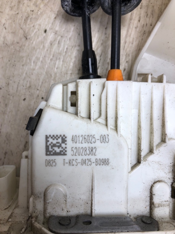 Замок двери передний правый RENEGADE (BU) 14- 2015 BU 2.4 ED6 Замок двери передний правый RENEGADE (BU) 14- 2015 BU 2.4 ED6