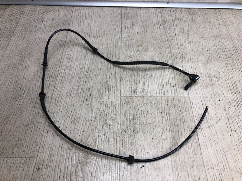 Запчасть датчик abs задний левый JEEP RENEGADE (BU) 14- 2015 BU 2.4 ED6 52017671 Б/У Датчик ABS задний левый JEEP RENEGADE (BU) 14- 2015 BU 2.4 ED6 52017671 Б/У