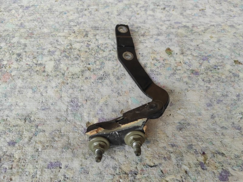 Петля крышки багажника задняя правая ACURA RDX 06-12 Внедорожник 2.3 Петля крышки багажника задняя правая ACURA RDX 06-12 Внедорожник 2.3