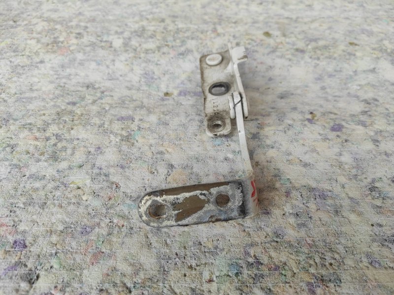 Петля крышки багажника задняя левая INFINITI QX60/JX35 12-20 Внедорожник 3.5 Петля крышки багажника задняя левая INFINITI QX60/JX35 12-20 Внедорожник 3.5