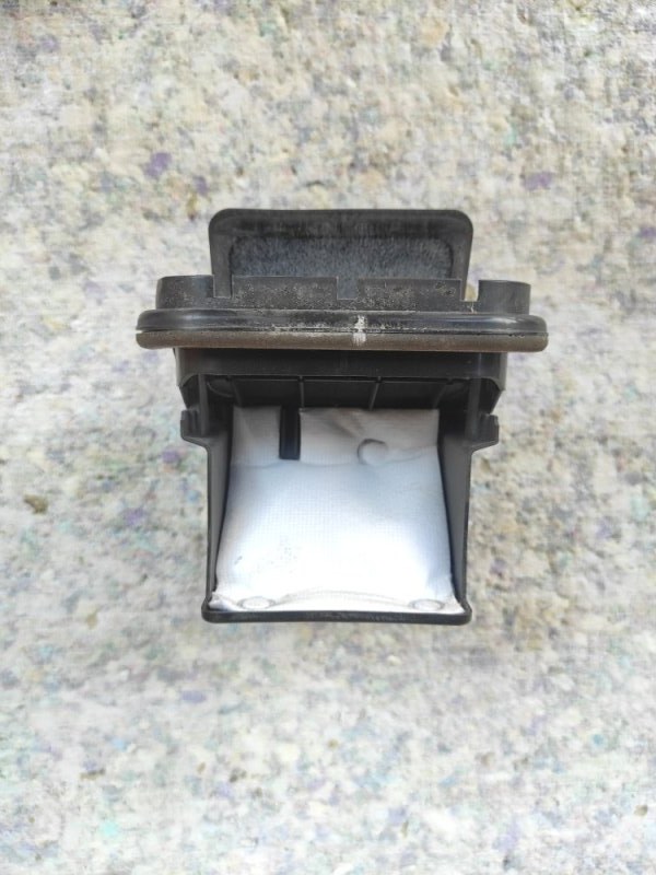 Клапан вентиляции салона задний левый QX60/JX35 12-20 2013 Внедорожник 3.5 Клапан вентиляции салона задний левый QX60/JX35 12-20 2013 Внедорожник 3.5