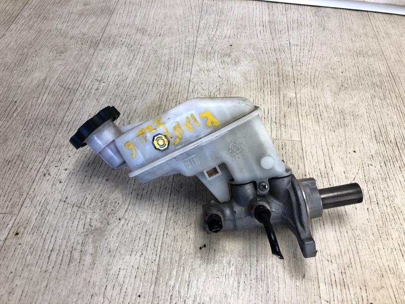 Запчасть главный тормозной цилиндр HYUNDAI ELANTRA MD 10-15 2011 MD 1.8 G4NB 58510-3Y400 Б/У Главный тормозной цилиндр HYUNDAI ELANTRA MD 10-15 2011 MD 1.8 G4NB 58510-3Y400 Б/У