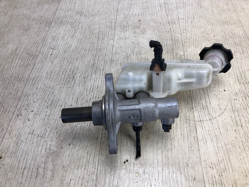 Главный тормозной цилиндр ELANTRA MD 10-15 2011 MD 1.8 G4NB Главный тормозной цилиндр ELANTRA MD 10-15 2011 MD 1.8 G4NB