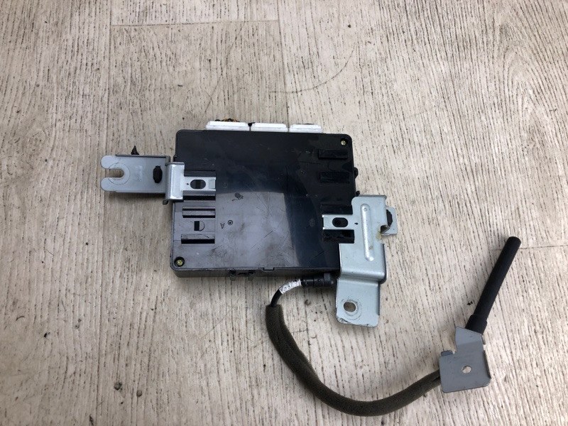 Блок управления центральным замком ELANTRA MD 10-15 2011 MD 1.8 G4NB