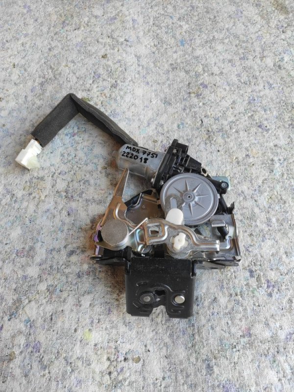 Замок крышки багажника ACURA MDX (YD3) 13-21 2015 Внедорожник 3.5 74800-TZ5-A01 Б/У