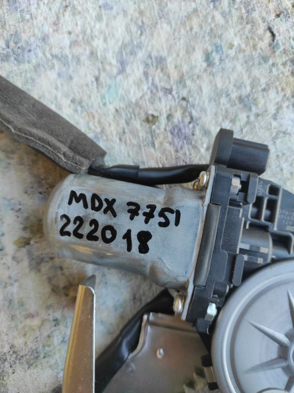 Замок крышки багажника MDX (YD3) 13-21 2015 Внедорожник 3.5