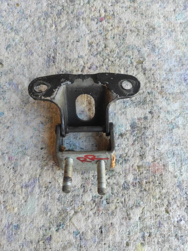 Петля крышки багажника задняя правая ACURA MDX (YD2) 06-13 Внедорожник 3.7 J37A1