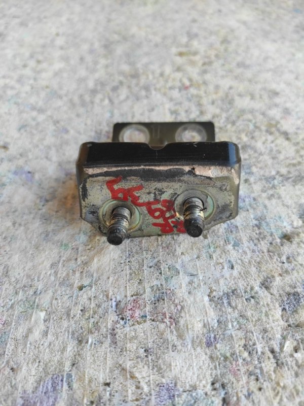 Петля крышки багажника задняя правая NISSAN MURANO Z52 14- Внедорожник 3.5 VQ35DE