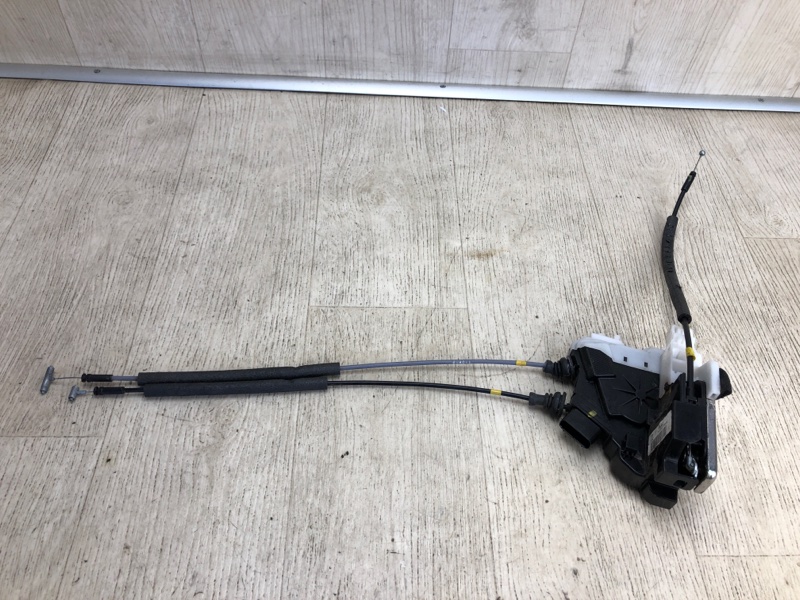 Замок двери задний левый HYUNDAI ELANTRA MD 10-15 2011 MD 1.8 G4NB 81410-3X010 Б/У