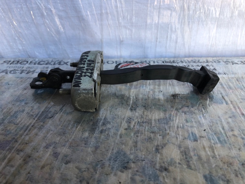 Ограничитель двери задний левый TOYOTA AVALON 05-12 Седан 3.5 2GR-FE