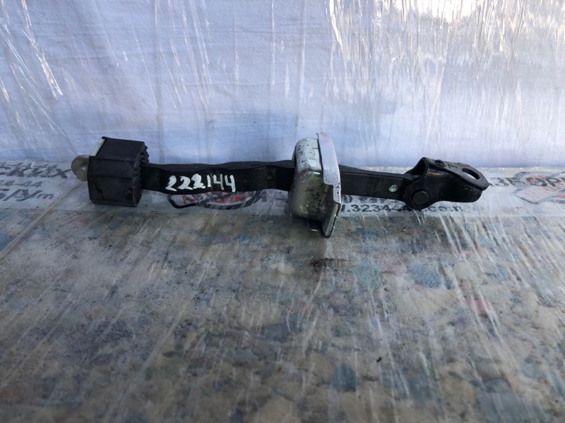 Ограничитель двери передний левый MDX (YD3) 13-21 2015 Внедорожник 3.5 Ограничитель двери передний левый MDX (YD3) 13-21 2015 Внедорожник 3.5