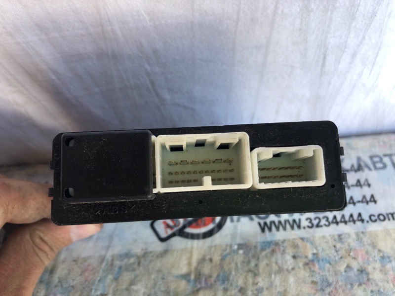 Блок управления зеркалами передний правый AVALON 05-12 2007 Седан 3.5 2GR-FE