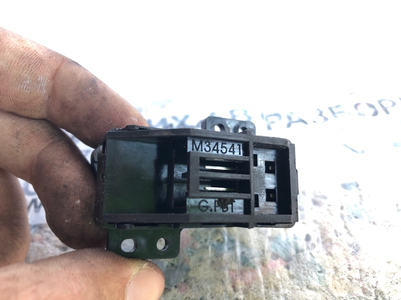 Кнопка центрального замка передняя правая MDX (YD2) 06-13 2009 Внедорожник 3.7 J37A1