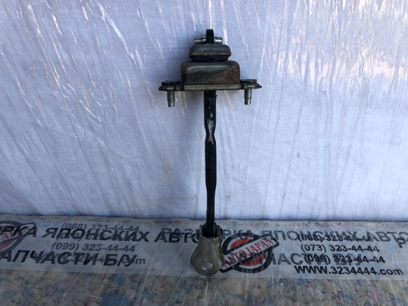 Ограничитель двери задний правый SUBARU OUTBACK 09-14 BR 2010 2.5 EJ253 62124AJ010 Б/У