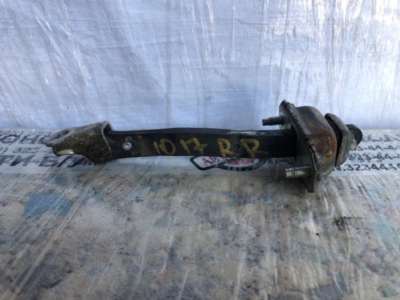 Ограничитель двери задний правый OUTBACK 09-14 BR 2010 2.5 EJ253