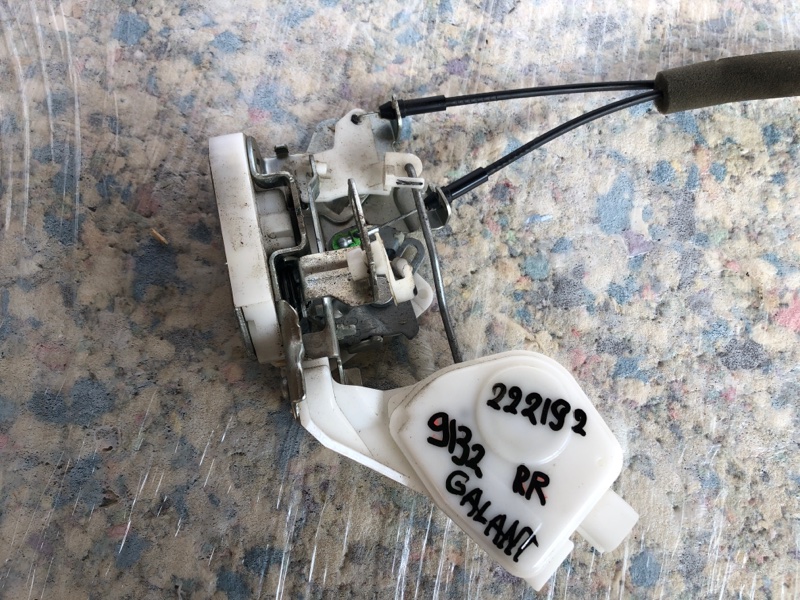 Замок двери задний правый GALANT 03-12 2012 Седан 2.4 4G69 Замок двери задний правый GALANT 03-12 2012 Седан 2.4 4G69