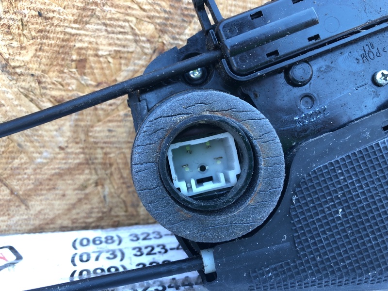 Замок двери задний левый AVALON 05-12 2007 Седан 3.5 2GR-FE