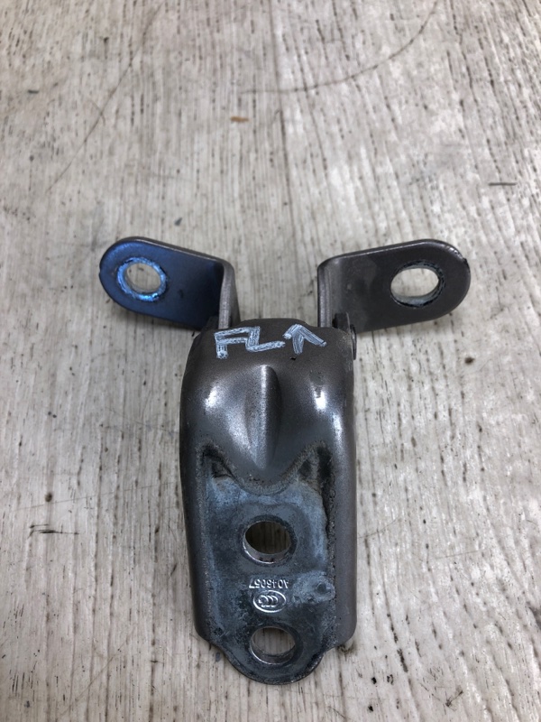 Петля двери верхняя передняя левая HYUNDAI ELANTRA MD 10-15 MD 1.8 G4NB