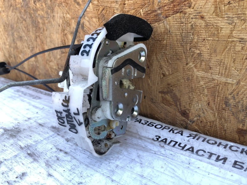 Замок двери передний левый OUTBACK 09-14 BR 2010 2.5 EJ253 Замок двери передний левый OUTBACK 09-14 BR 2010 2.5 EJ253