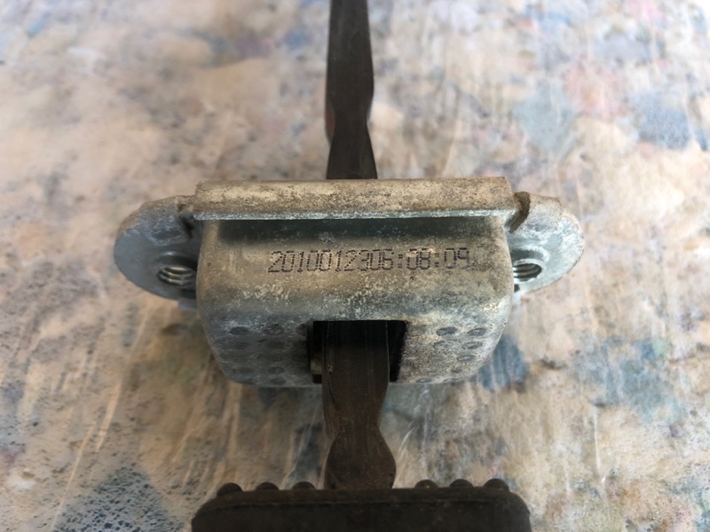 Ограничитель двери задний правый MDX (YD2) 06-13 2010 Внедорожник 3.7 J37A1