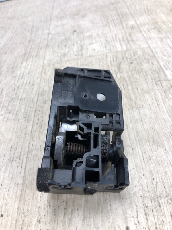 Ручка двери внутренняя передняя левая 3 BM 13-19 2014 BM 2.0 PE-VPS Ручка двери внутренняя передняя левая 3 BM 13-19 2014 BM 2.0 PE-VPS