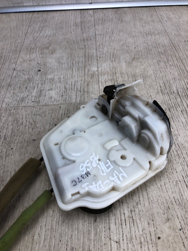 Замок двери передний правый 3 BM 13-19 2014 BM 2.0 PE-VPS