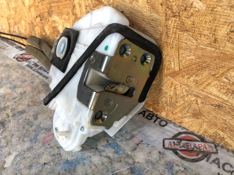 Замок двери задний правый MDX (YD2) 06-13 2010 Внедорожник 3.7 J37A1