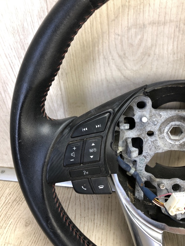 Руль MAZDA 3 BM 13-19 BM 2.0 PE-VPS