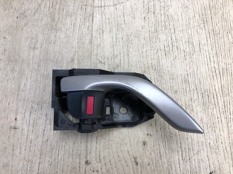 Ручка двери внутренняя передняя правая MAZDA 3 BM 13-19 2014 BM 2.0 PE-VPS BHN9-58-330A Б/У