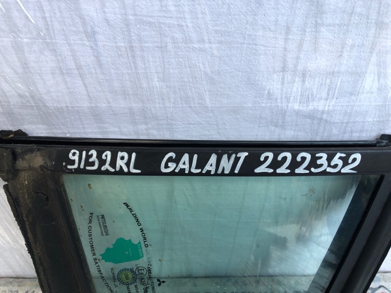 Стекло двери глухое заднее левое GALANT 03-12 2012 Седан 2.4 4G69