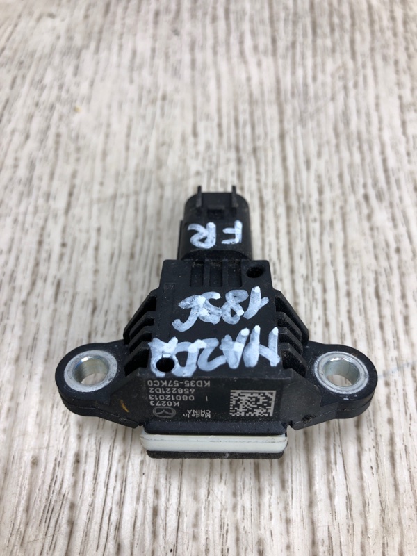 Датчик удара MAZDA 3 BM 13-19 BM 2.0 PE-VPS Датчик удара MAZDA 3 BM 13-19 BM 2.0 PE-VPS