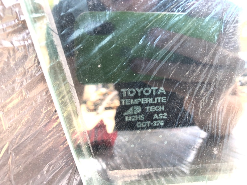 Стекло двери переднее правое AVALON 05-12 2007 Седан 3.5 2GR-FE