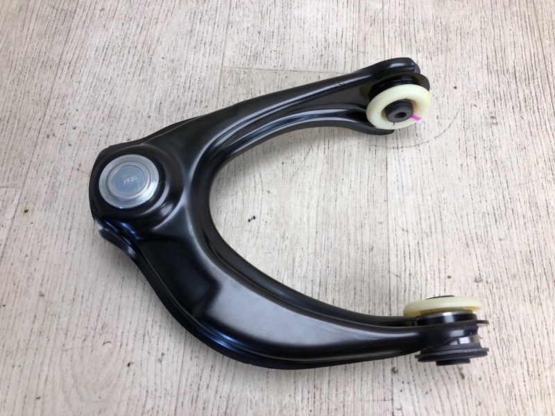 Рычаг передней подвески верхний RLX 13-20 Рычаг передней подвески верхний RLX 13-20