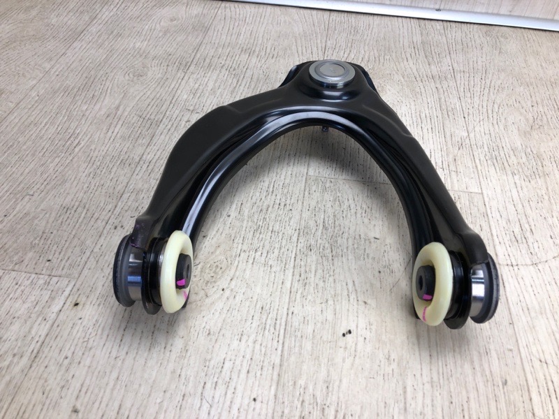 Рычаг передней подвески верхний ACURA RLX 13-20 Рычаг передней подвески верхний ACURA RLX 13-20