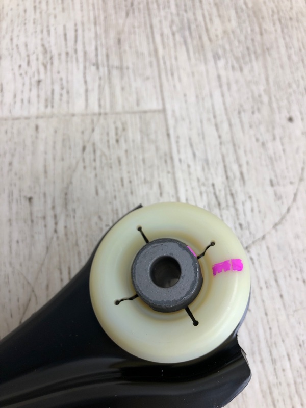 Рычаг передней подвески верхний RLX 13-20 Рычаг передней подвески верхний RLX 13-20