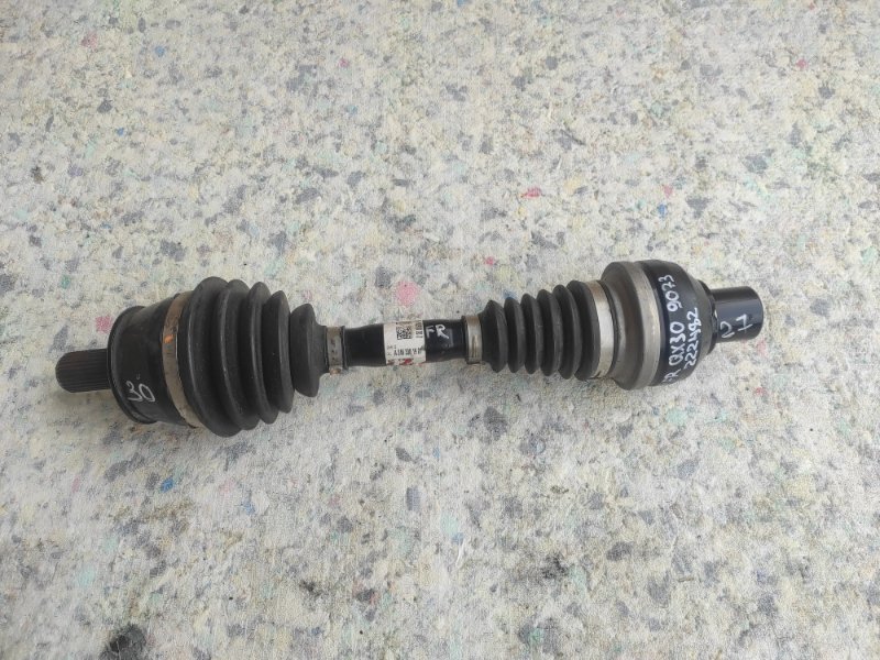 Запчасть привод передний правый INFINITI QX30 16-20 2019 Внедорожник 2.0 20PET 39100-5DC0D Б/У Привод передний правый INFINITI QX30 16-20 2019 Внедорожник 2.0 20PET 39100-5DC0D Б/У