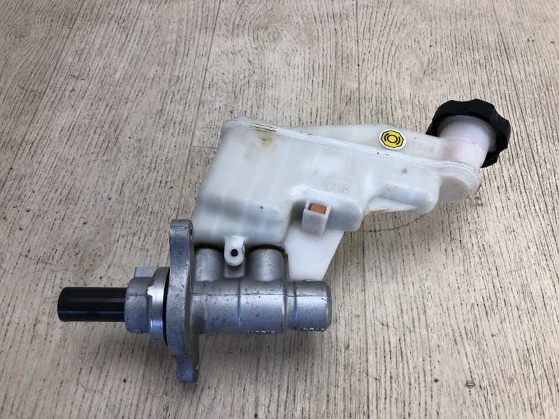 Главный тормозной цилиндр FORTE YD 12- 2013 YD 1.8 G4NB Главный тормозной цилиндр FORTE YD 12- 2013 YD 1.8 G4NB