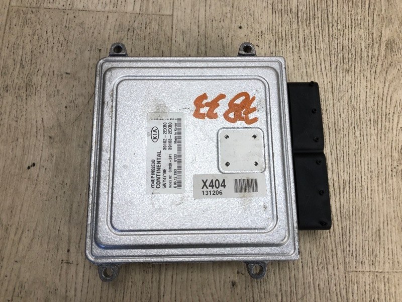 Запчасть блок управления двигателем KIA FORTE YD 12- 2013 YD 1.8 G4NB 39103-2EXB0 Б/У Блок управления двигателем KIA FORTE YD 12- 2013 YD 1.8 G4NB 39103-2EXB0 Б/У